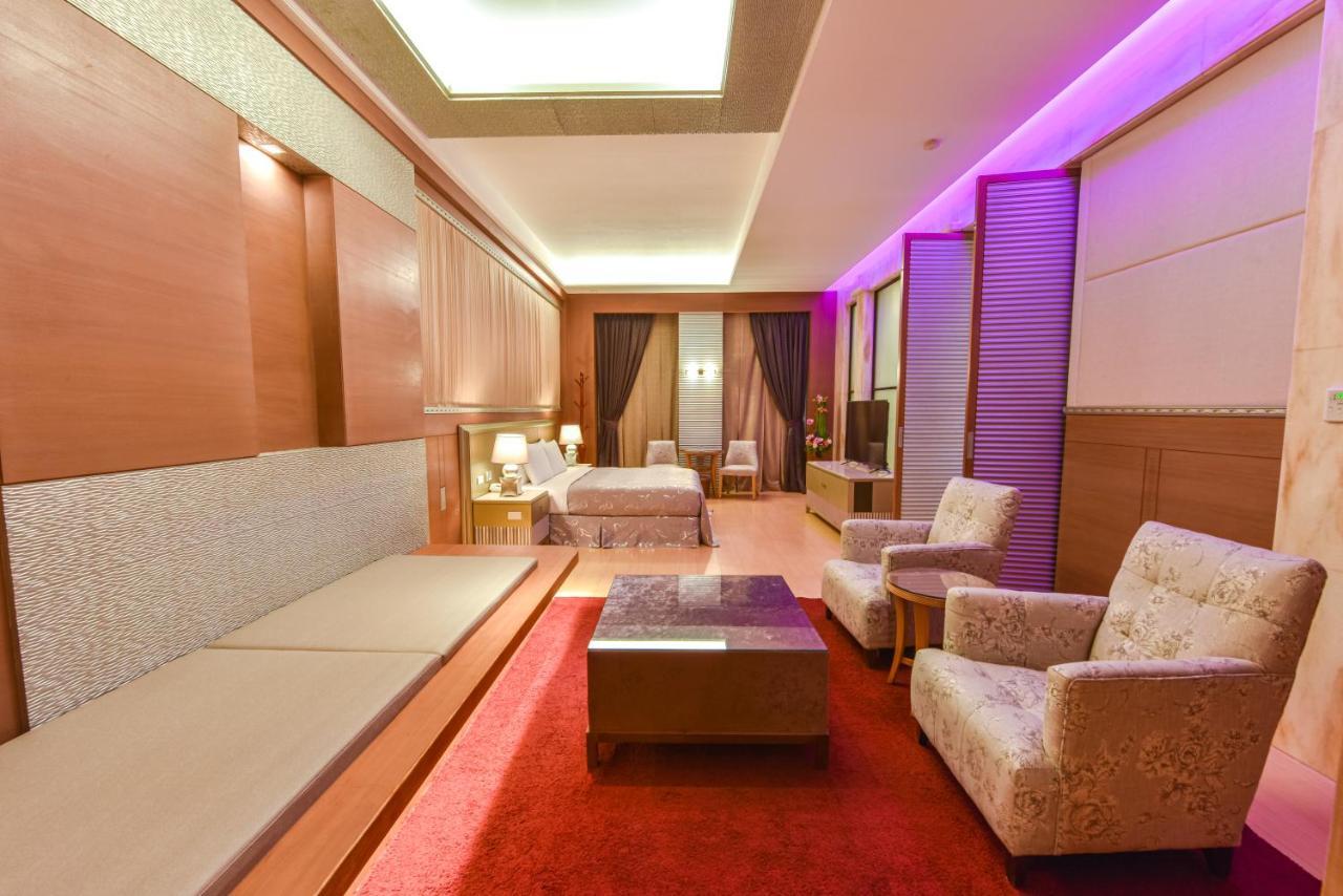 גאושיונג Purple Garden Motel מראה חיצוני תמונה