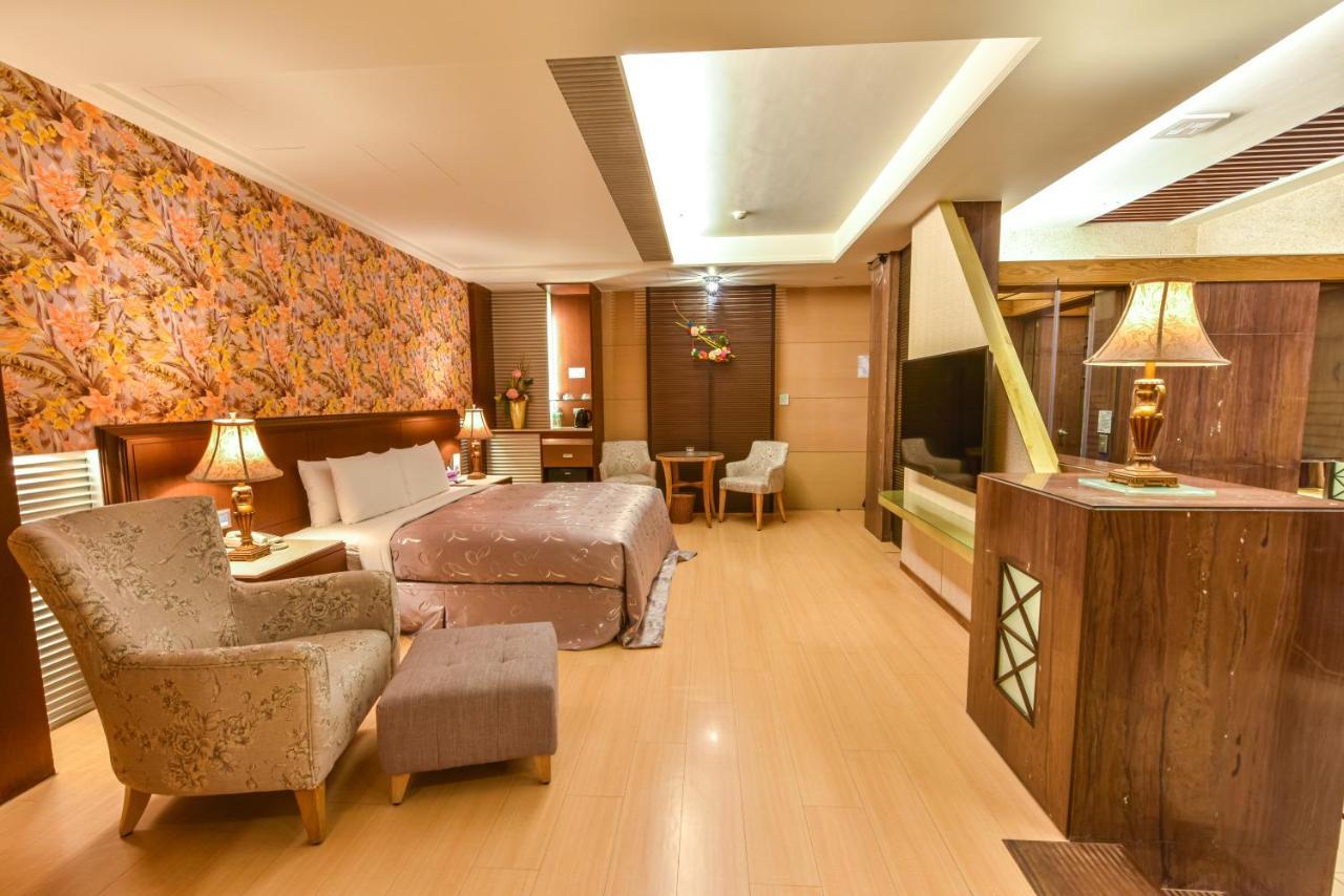 גאושיונג Purple Garden Motel מראה חיצוני תמונה