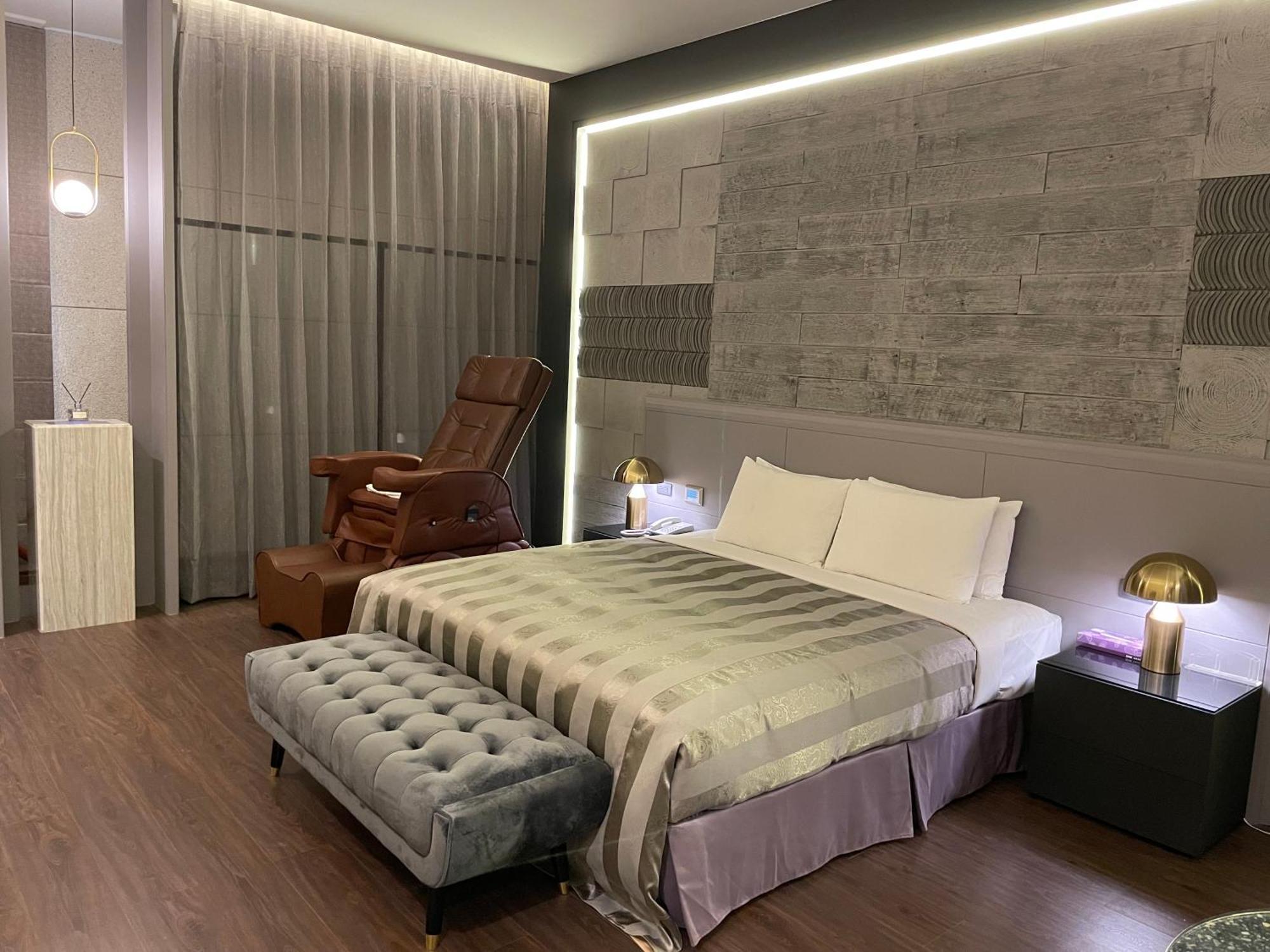 גאושיונג Purple Garden Motel מראה חיצוני תמונה